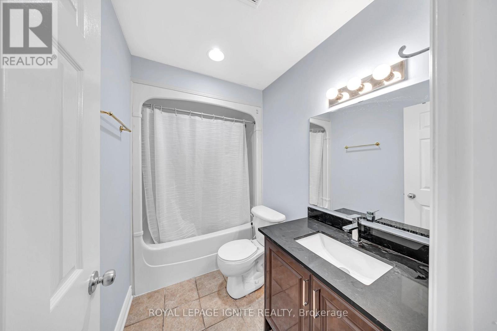 Photo 6 of 327 Spruce Street, Waterloo ON
