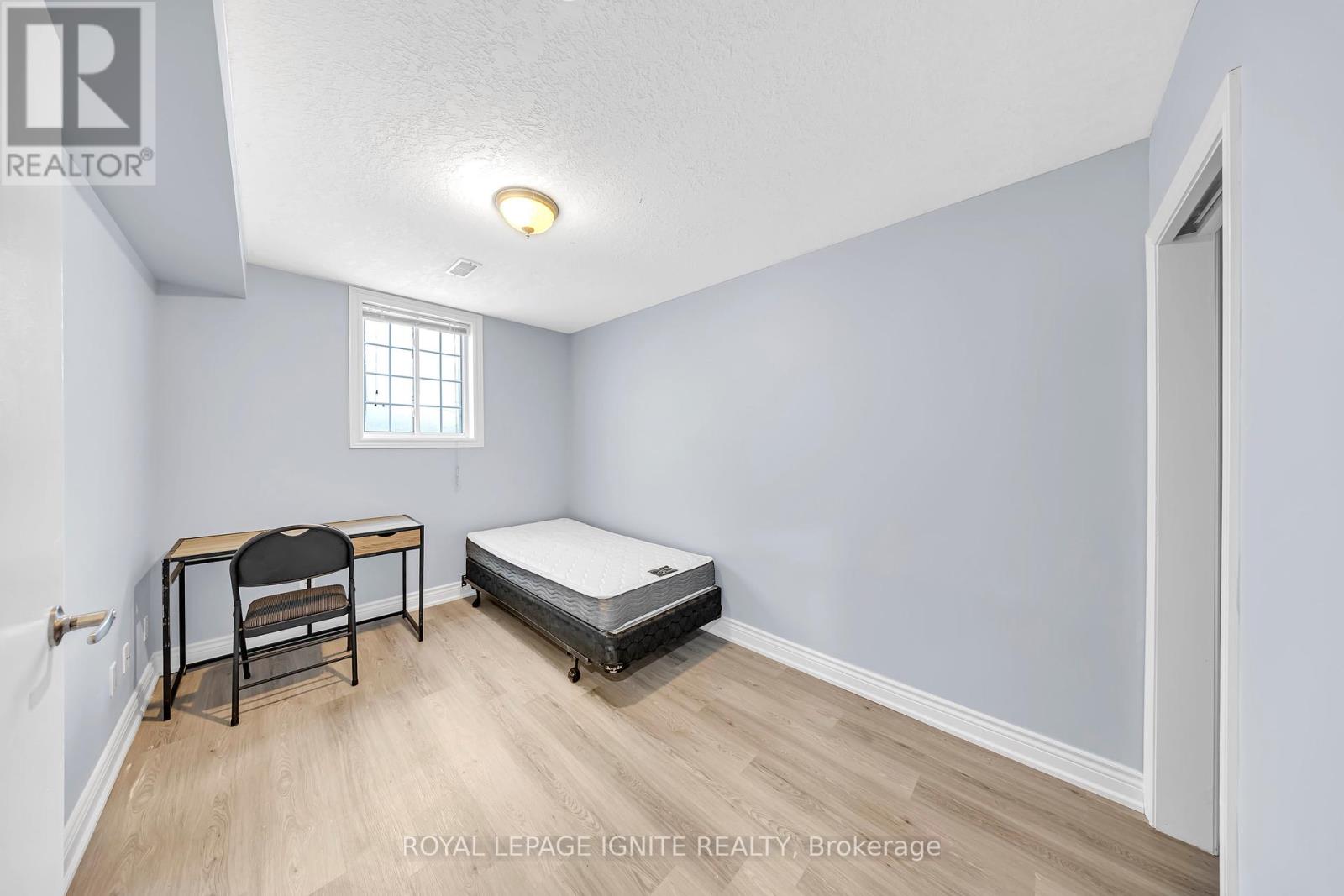 Photo 23 of 327 Spruce Street, Waterloo ON