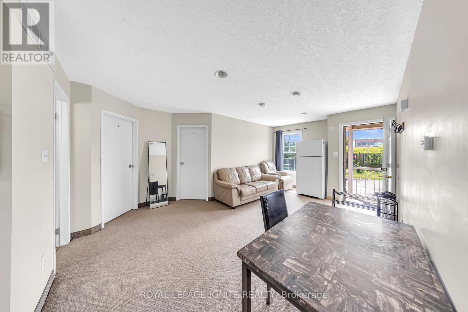 Photo 34 of 327 Spruce Street, Waterloo ON