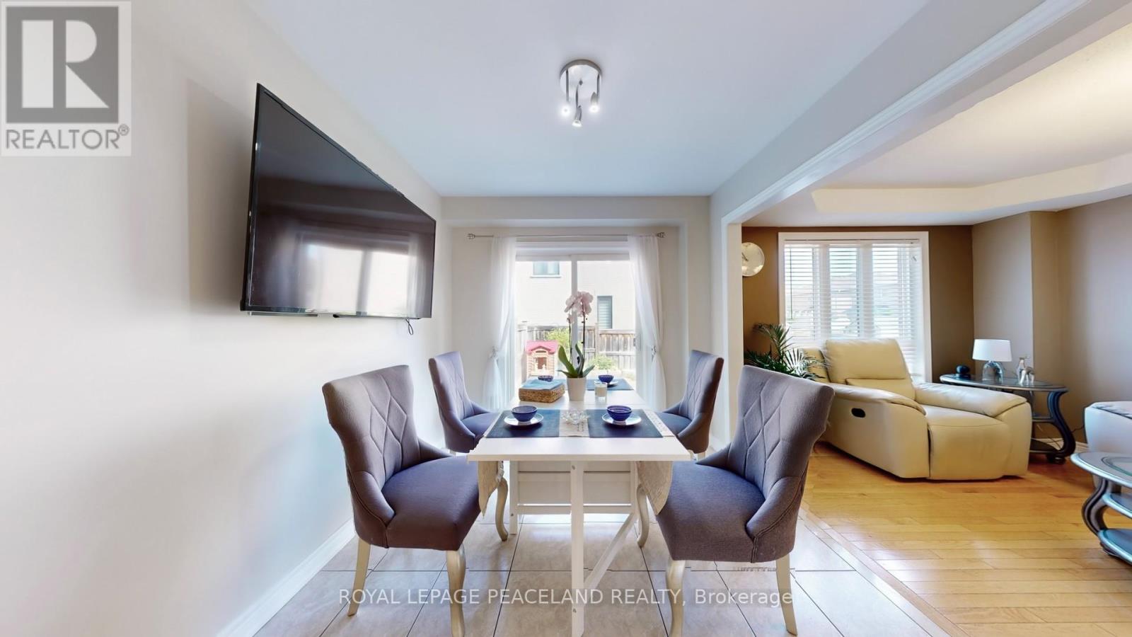 Photo 14 of 16 Lealinds Road, Vaughan ON