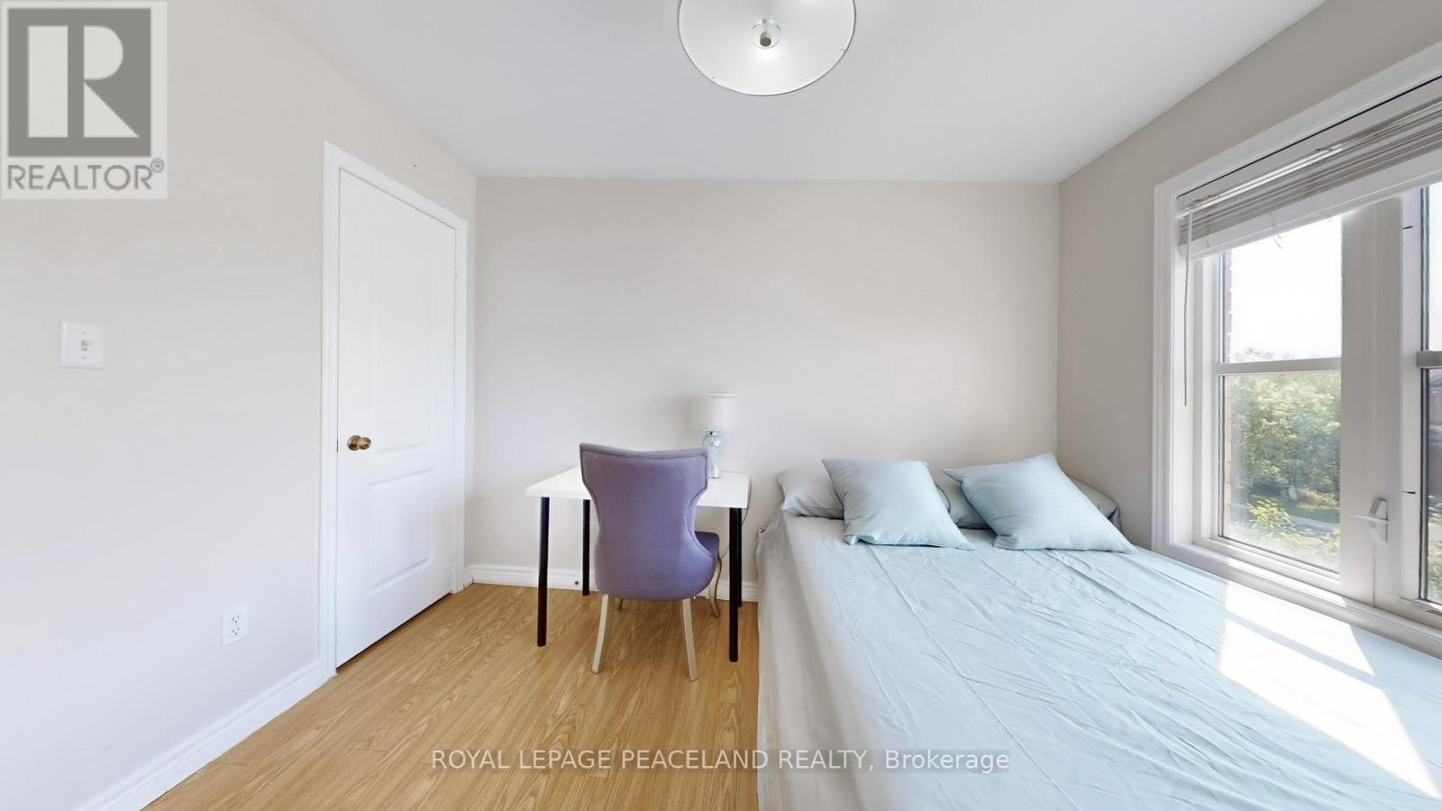 Photo 35 of 16 Lealinds Road, Vaughan ON