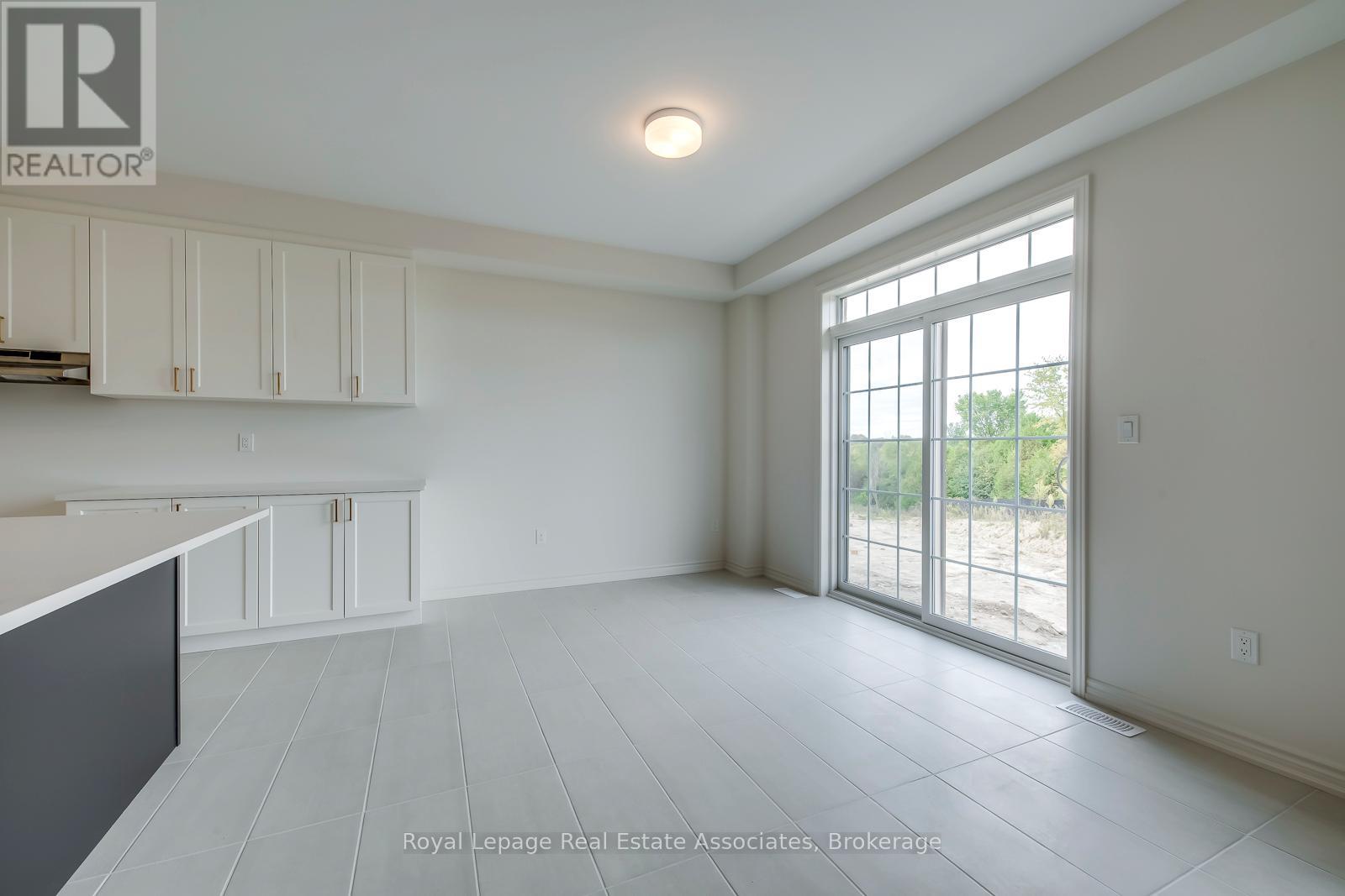 Photo 21 of 89 Bluebird Boulevard, Adjalatosorontio ON