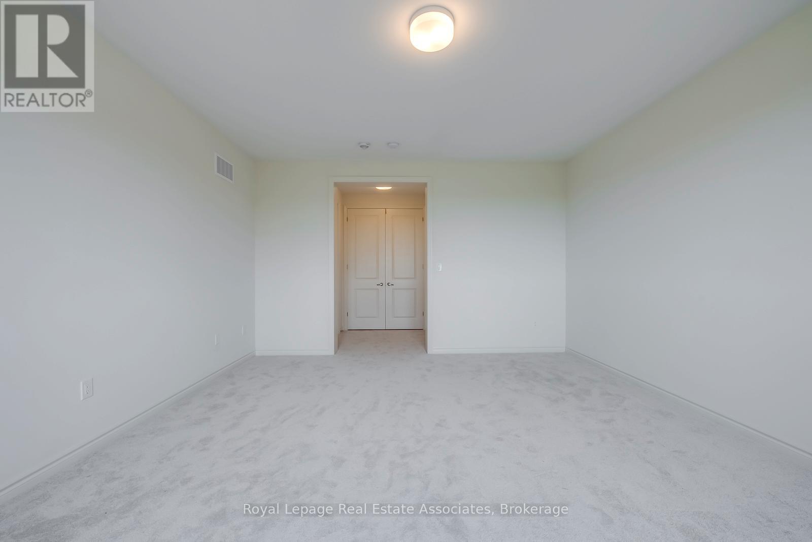 Photo 41 of 89 Bluebird Boulevard, Adjalatosorontio ON
