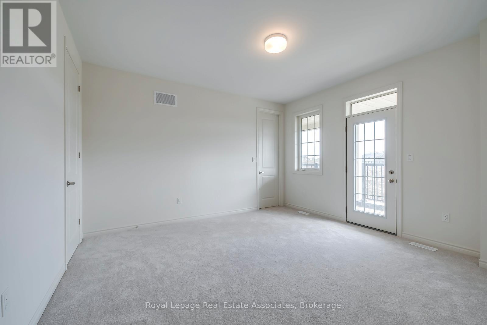 Photo 43 of 89 Bluebird Boulevard, Adjalatosorontio ON