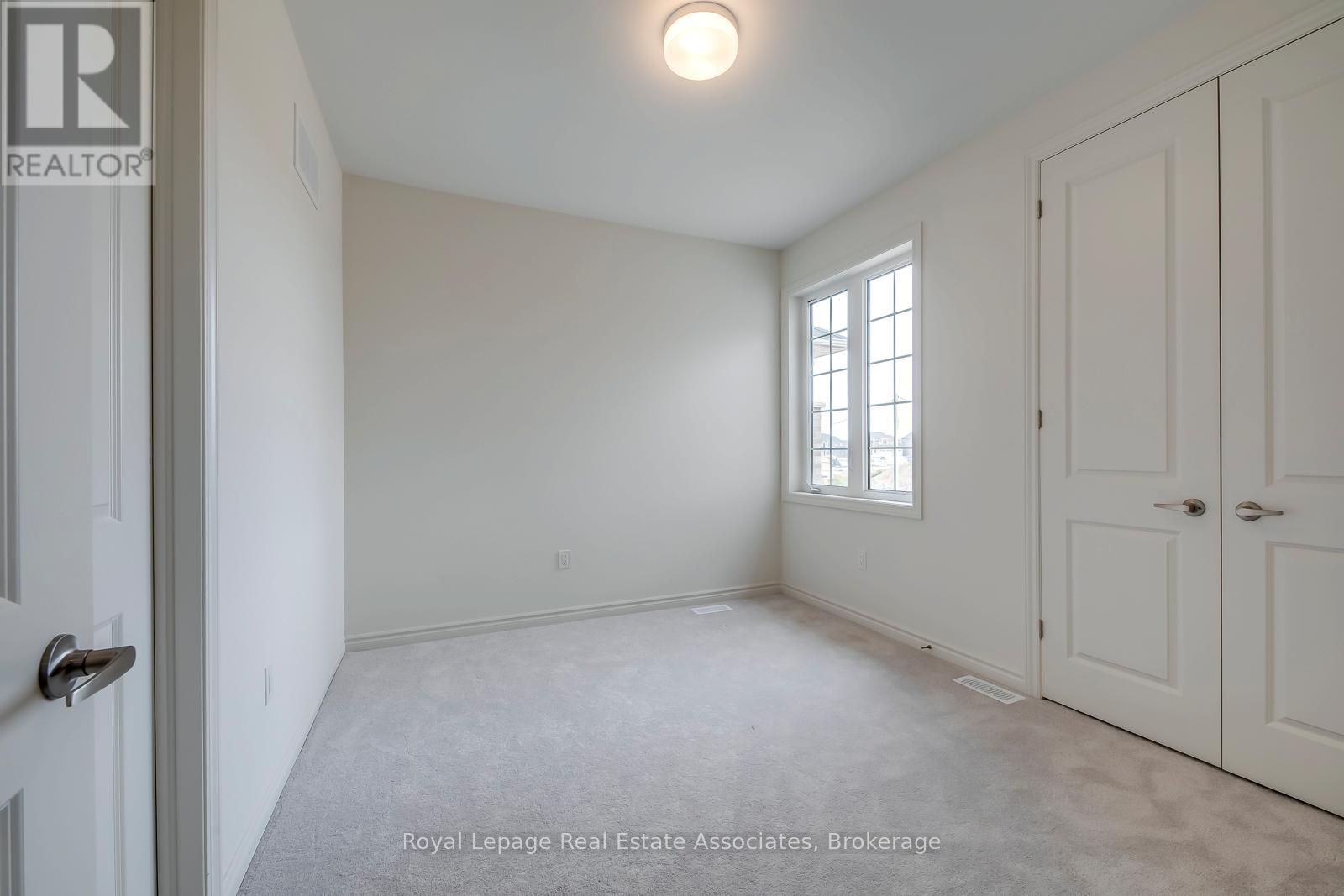 Photo 38 of 89 Bluebird Boulevard, Adjalatosorontio ON
