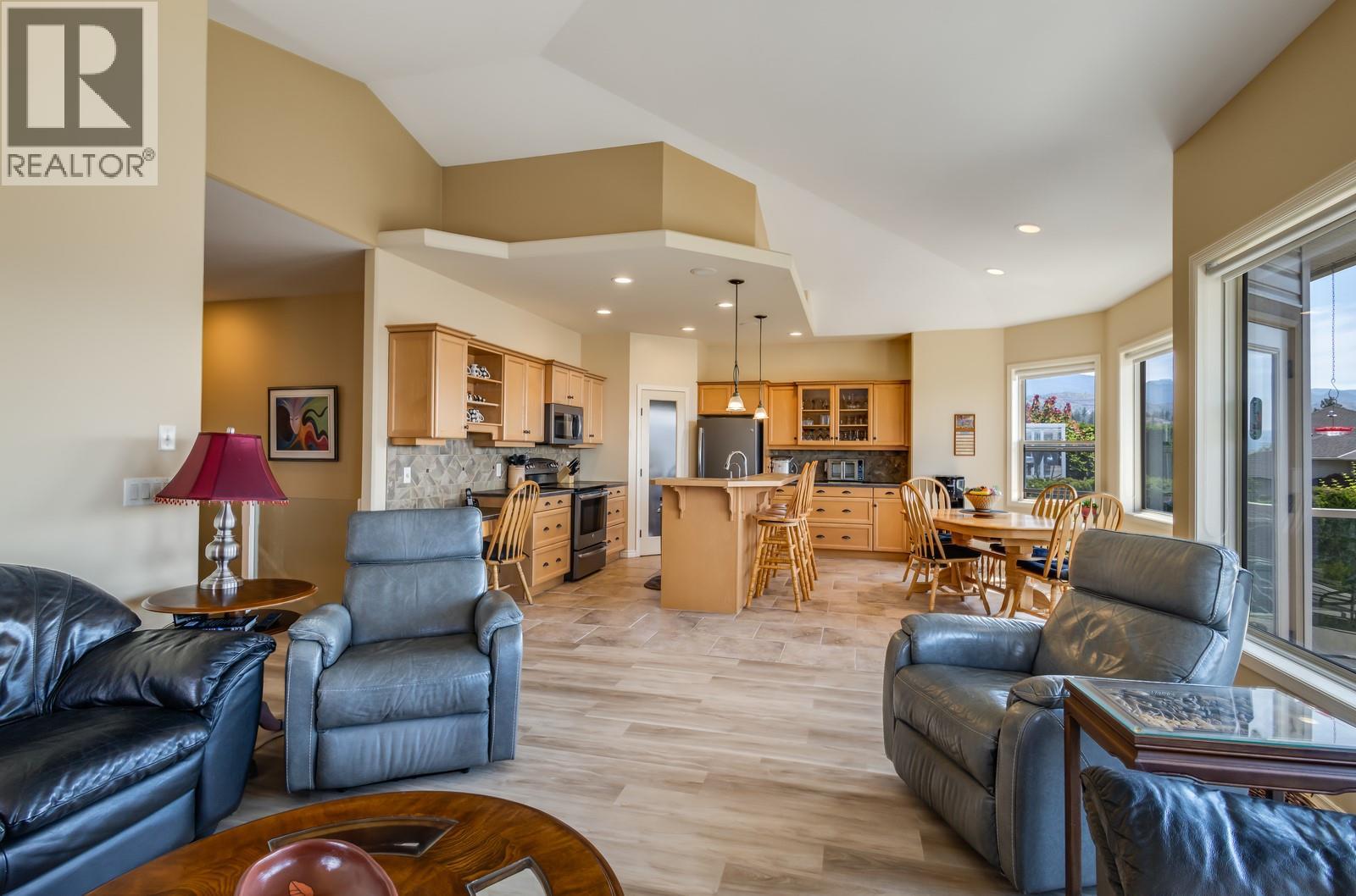  5046 South Ridge Drive, Kelowna