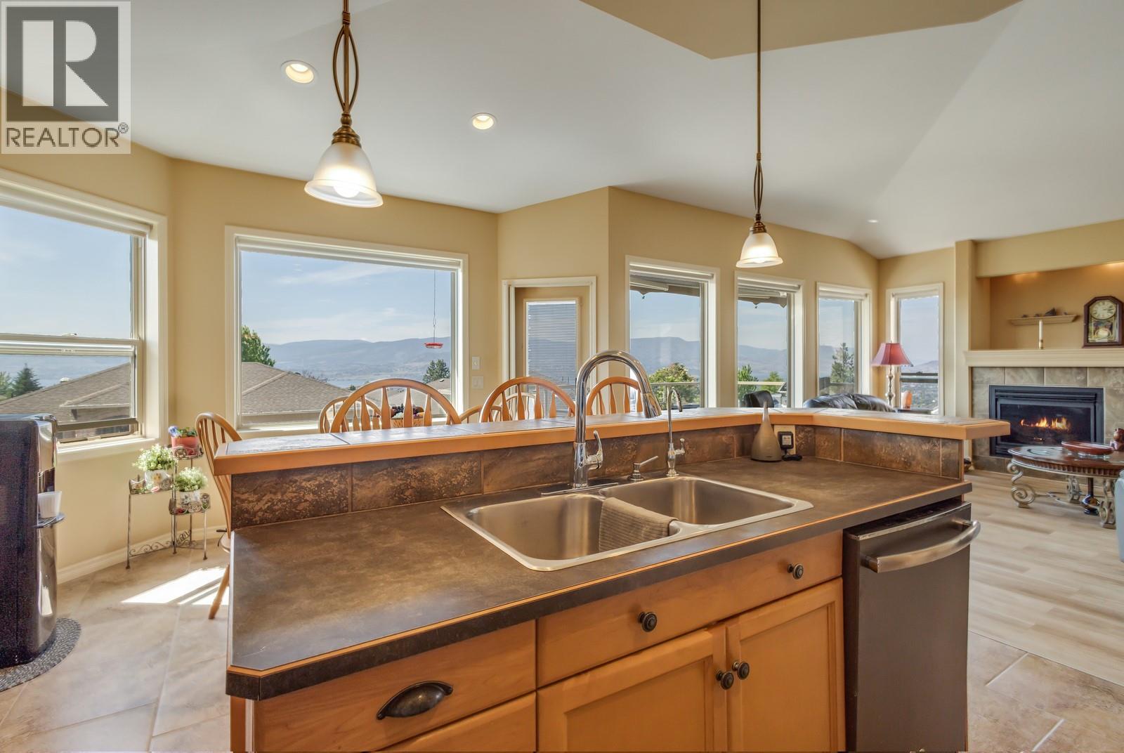  5046 South Ridge Drive, Kelowna