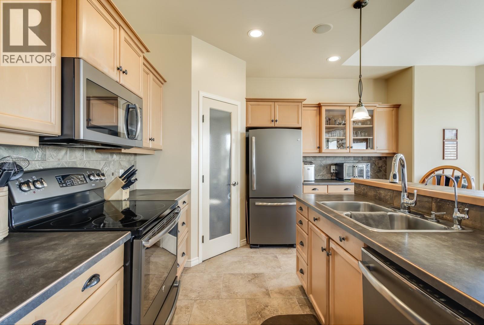  5046 South Ridge Drive, Kelowna