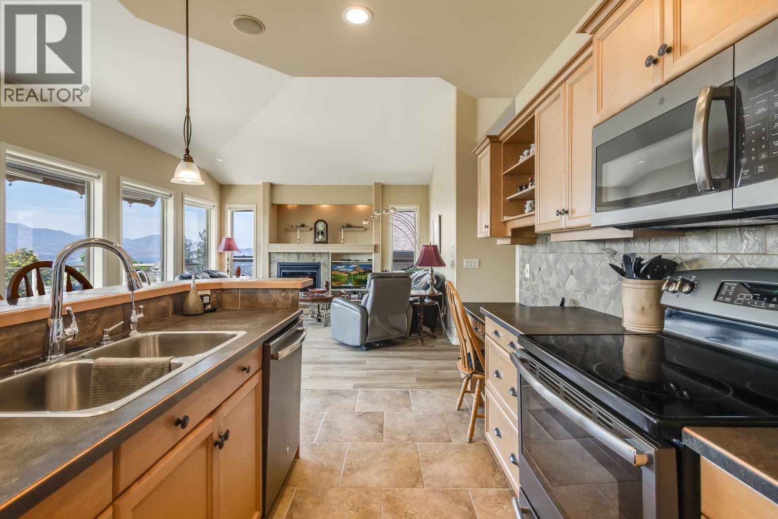  5046 South Ridge Drive, Kelowna