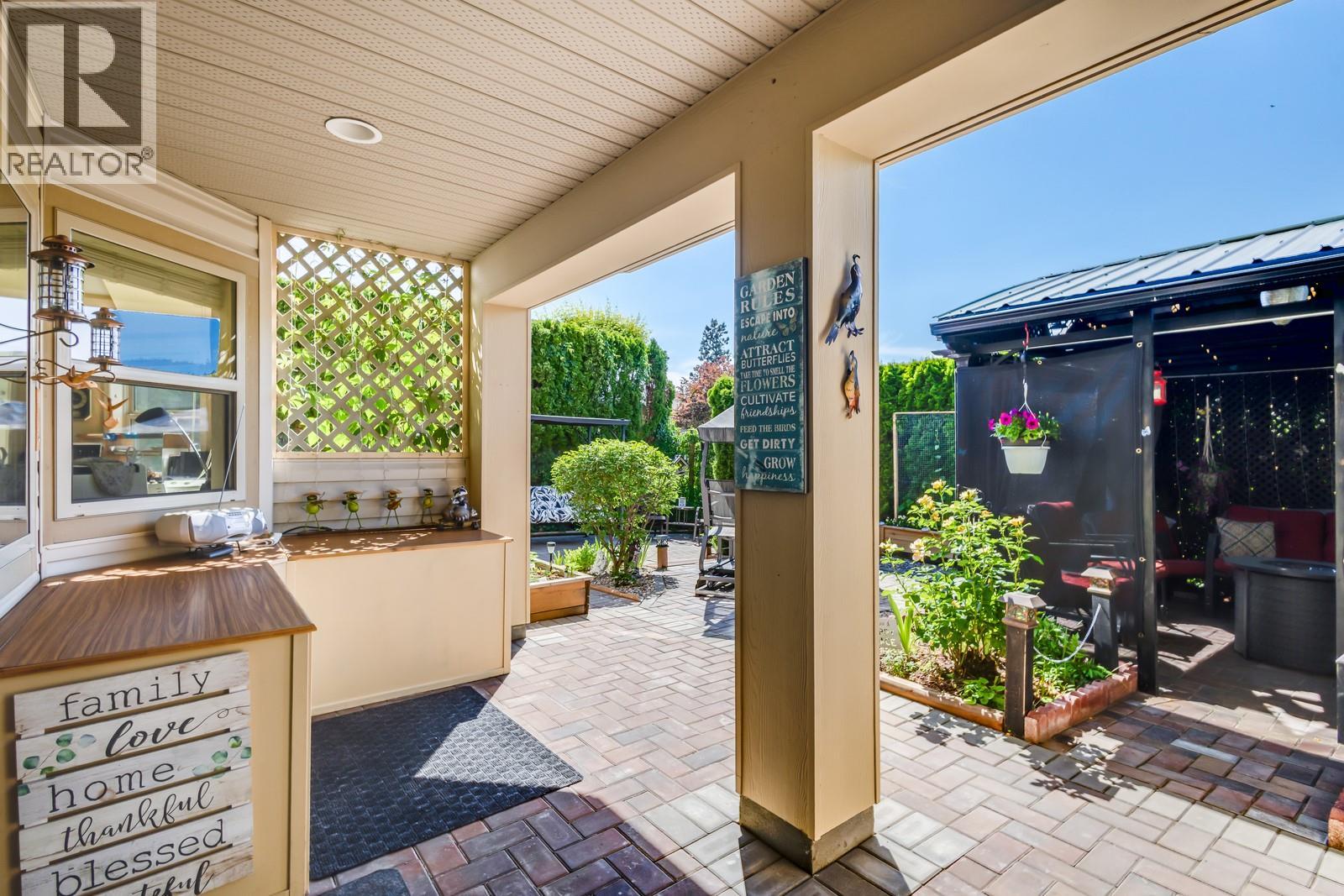  5046 South Ridge Drive, Kelowna
