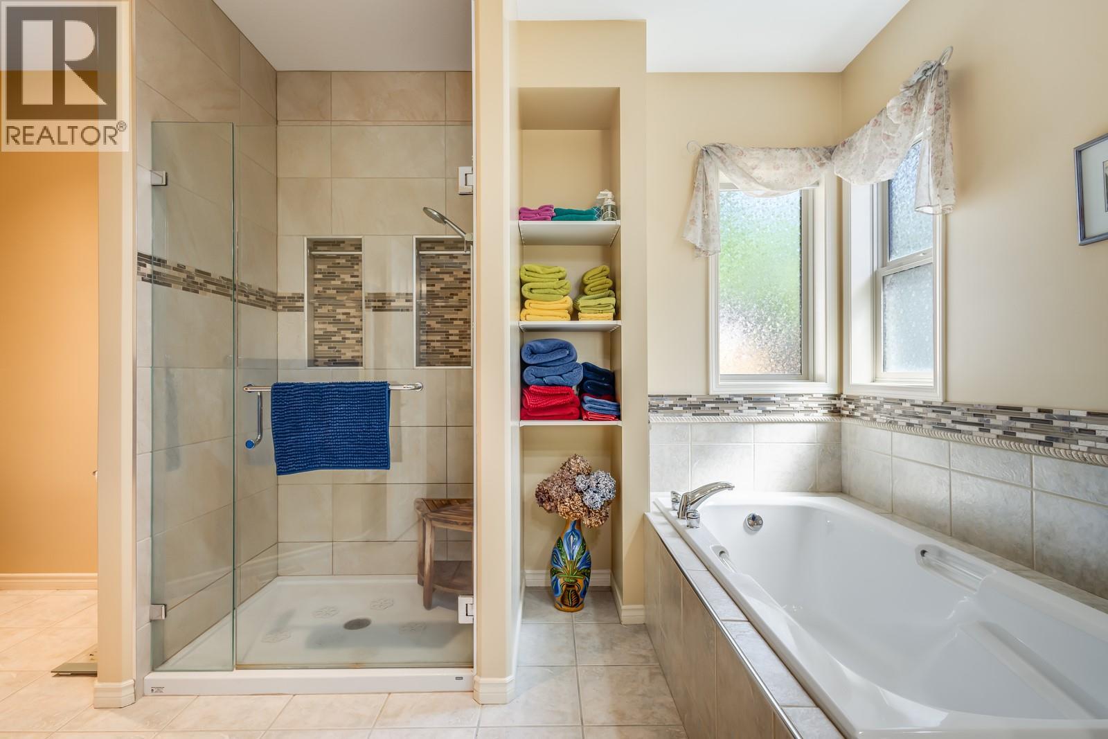  5046 South Ridge Drive, Kelowna