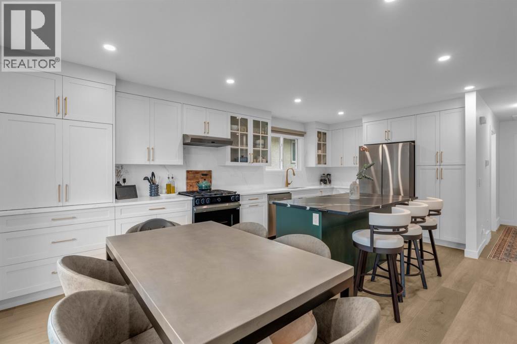 Single Family House 4 Level for Sale in  Bermuda Way NW Beddington Heights Calgary 