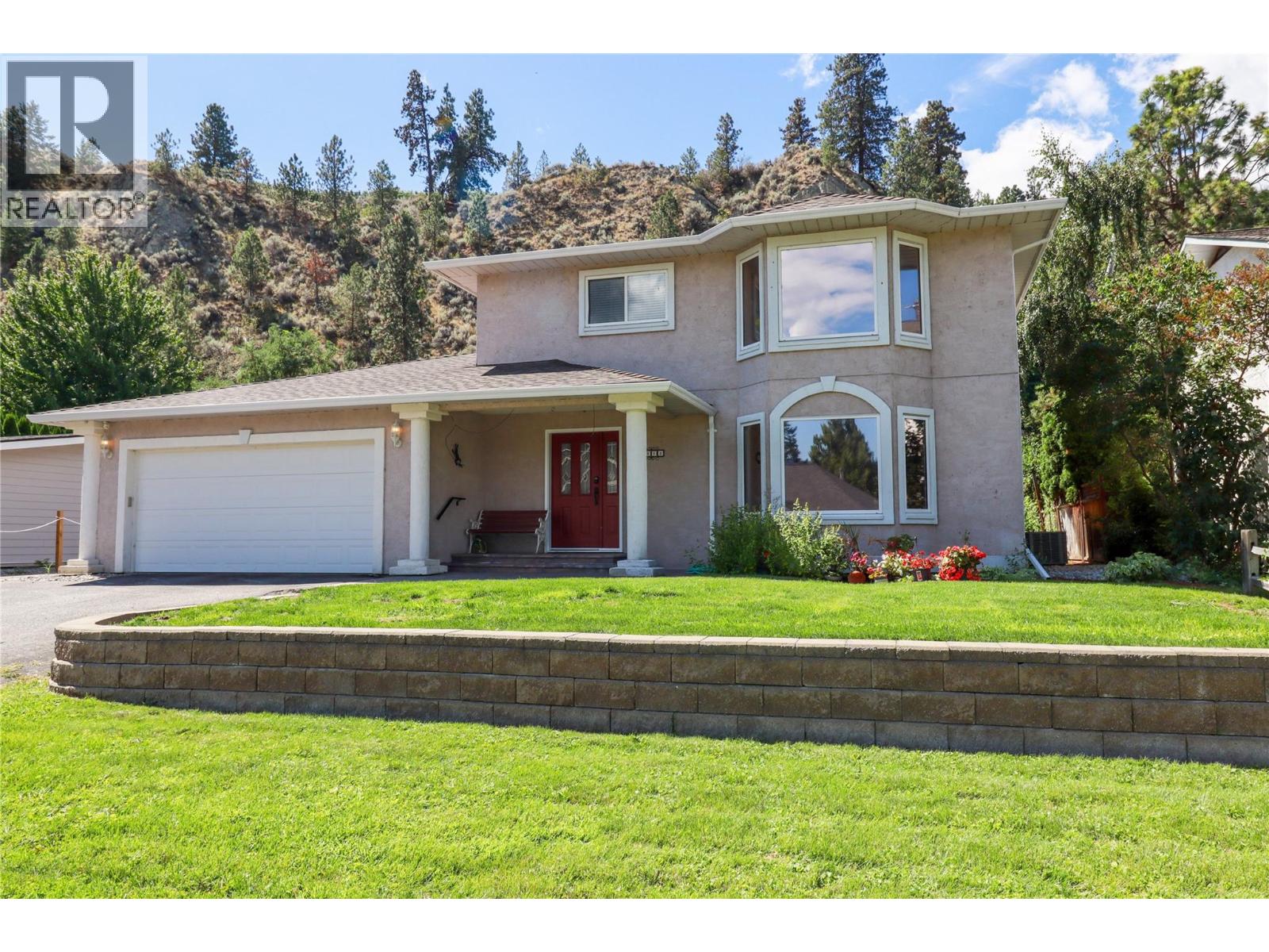  7513 Higgin Avenue, Summerland