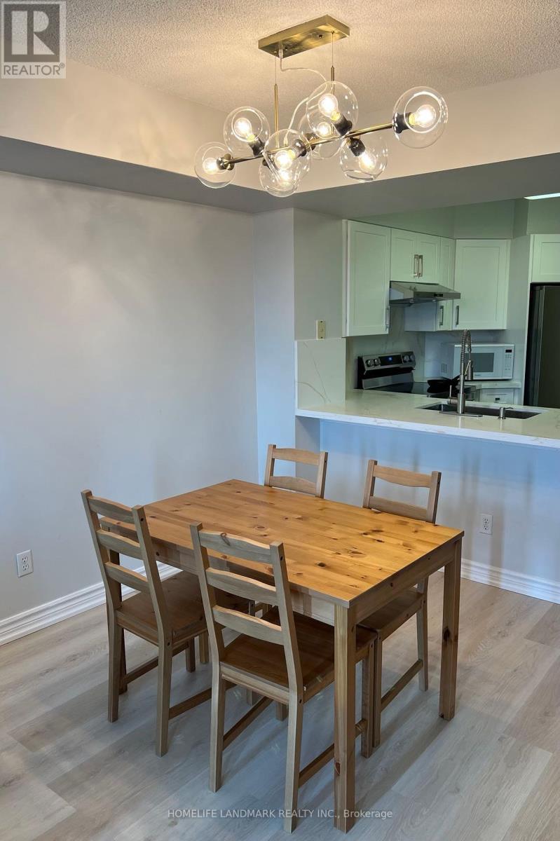 Photo 6 of 2205 750 Bay Street, Toronto ON