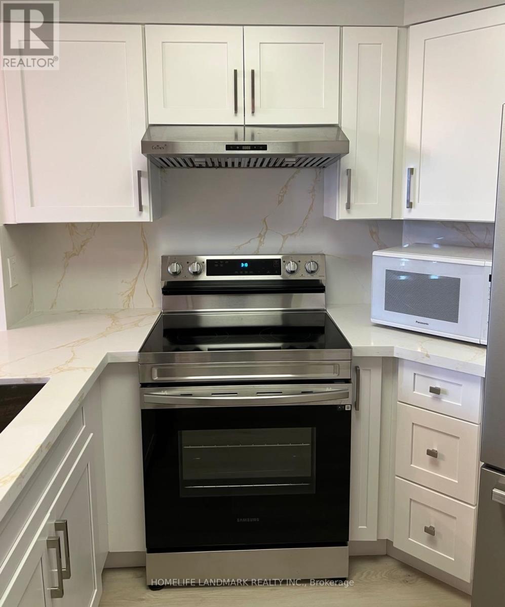 Photo 5 of 2205 750 Bay Street, Toronto ON