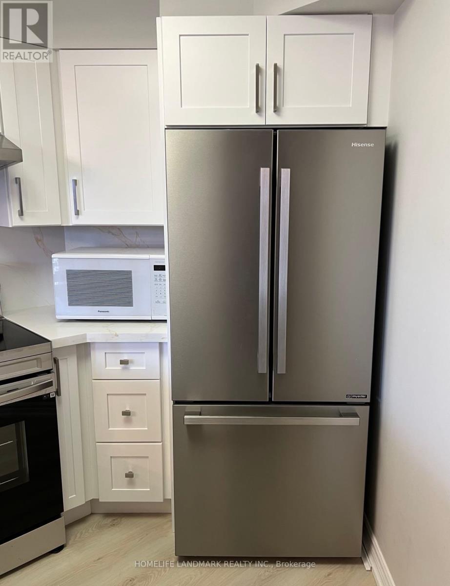 Photo 2 of 2205 750 Bay Street, Toronto ON