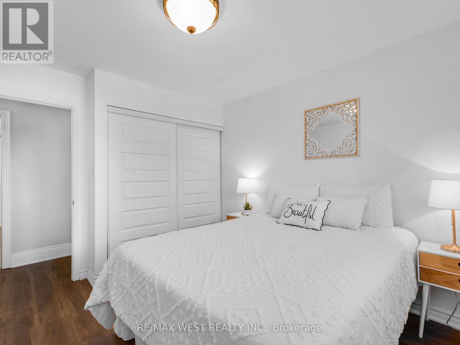 Photo 26 of 149 Ellwood Drive W, Caledon ON