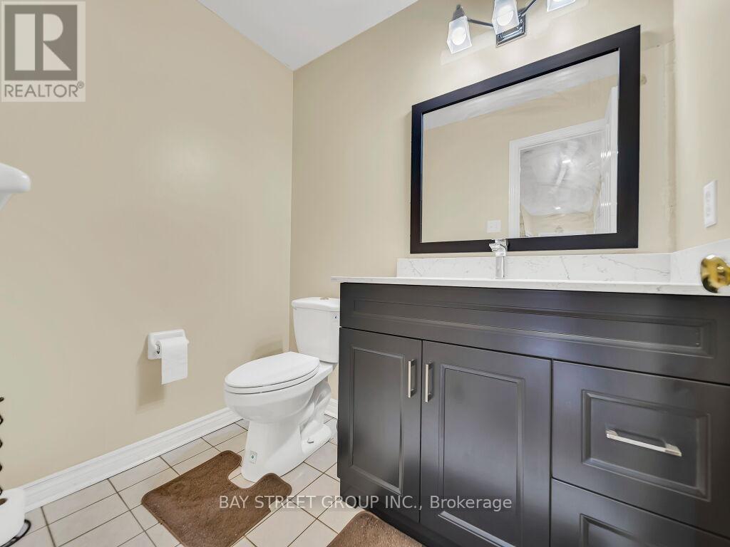 Photo 14 of 97 Quail Feather Crescent, Brampton ON