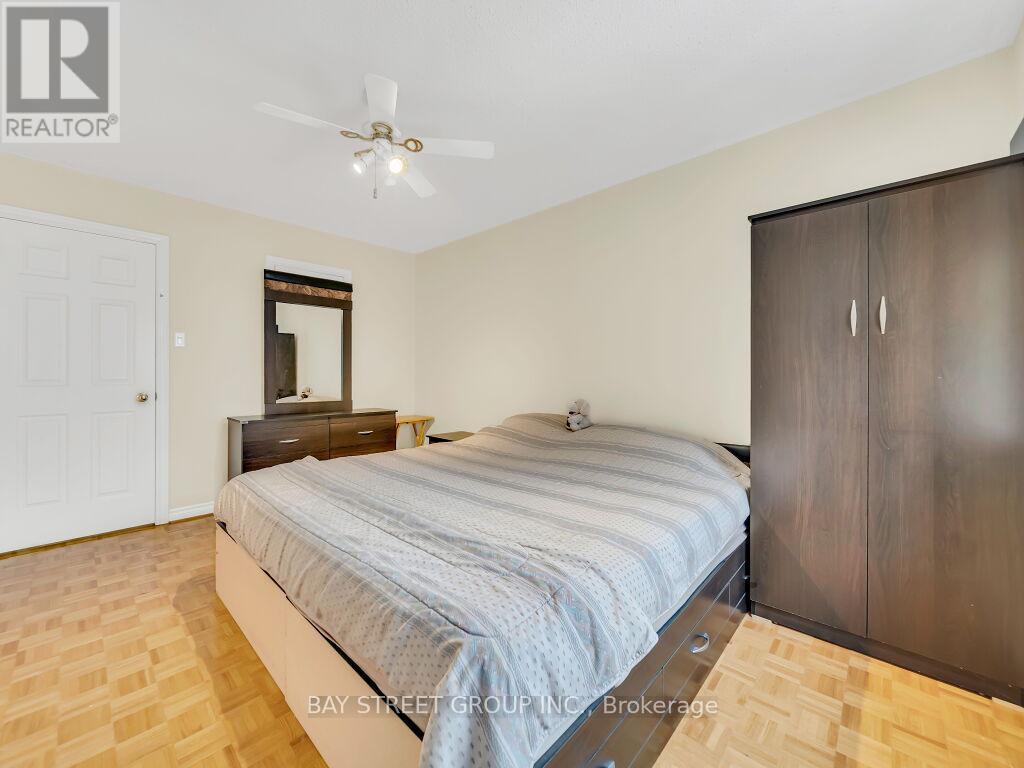 Photo 19 of 97 Quail Feather Crescent, Brampton ON