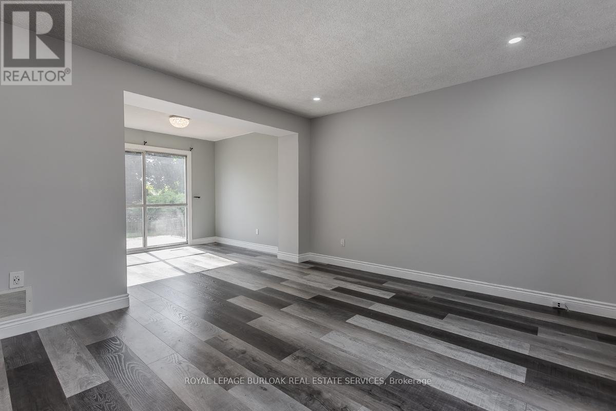 Photo 15 of 2458 Martin Court, Burlington ON