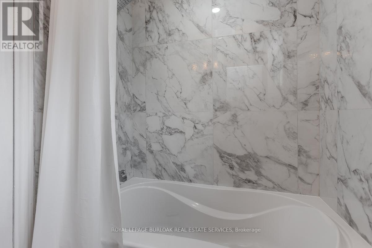 Photo 17 of 2458 Martin Court, Burlington ON