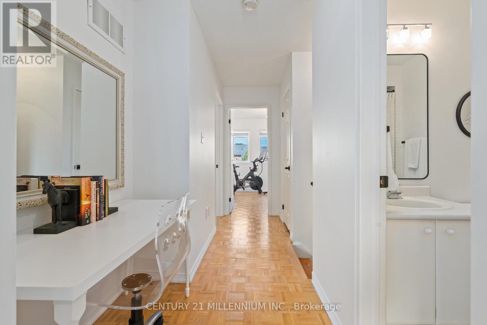 Photo 22 of 506 Taylor Crescent, Burlington ON