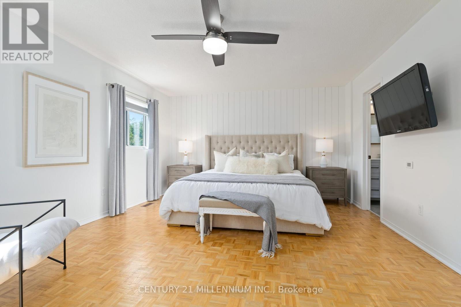 Photo 24 of 506 Taylor Crescent, Burlington ON