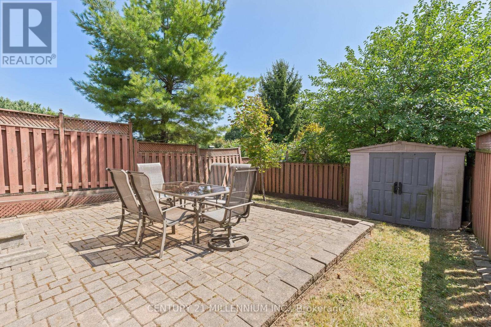 Photo 40 of 506 Taylor Crescent, Burlington ON