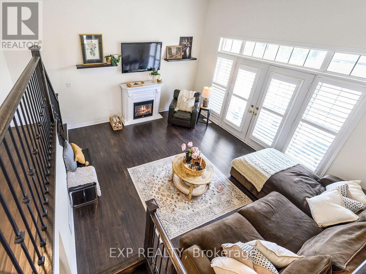 Photo 10 of 171 Giddings Crescent, Milton ON