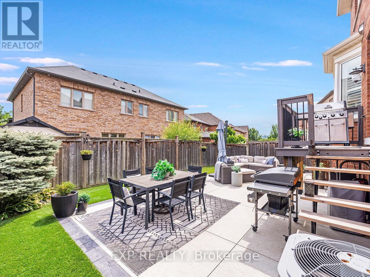 Photo 32 of 171 Giddings Crescent, Milton ON