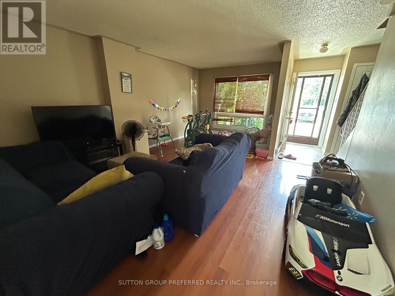 Photo 3 of 172 1775 Culver Drive, London East ON