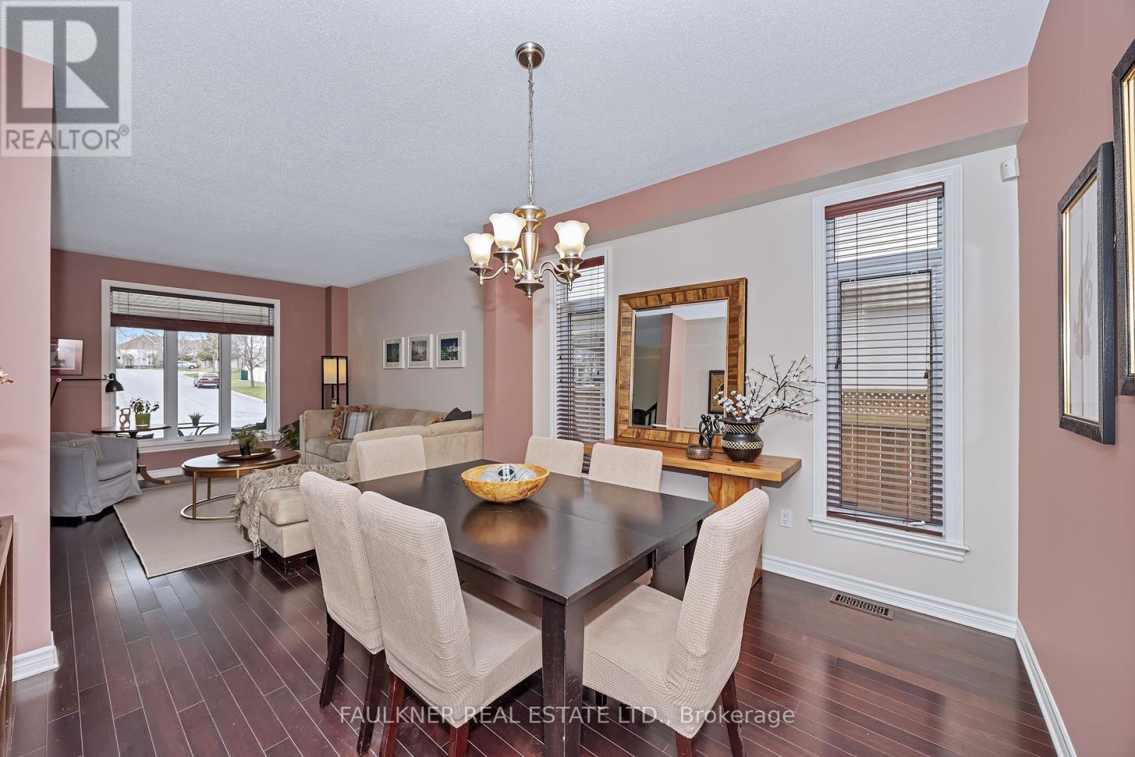 Photo 11 of 197 Flodden Way, Ottawa ON
