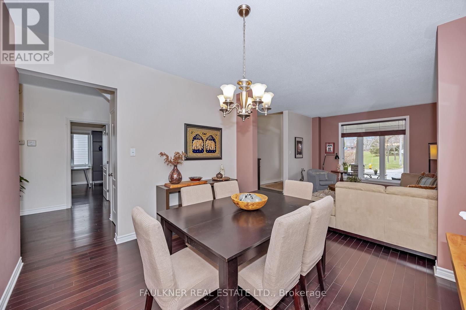 Photo 13 of 197 Flodden Way, Ottawa ON