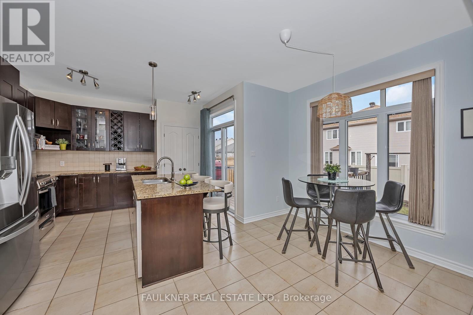 Photo 14 of 197 Flodden Way, Ottawa ON
