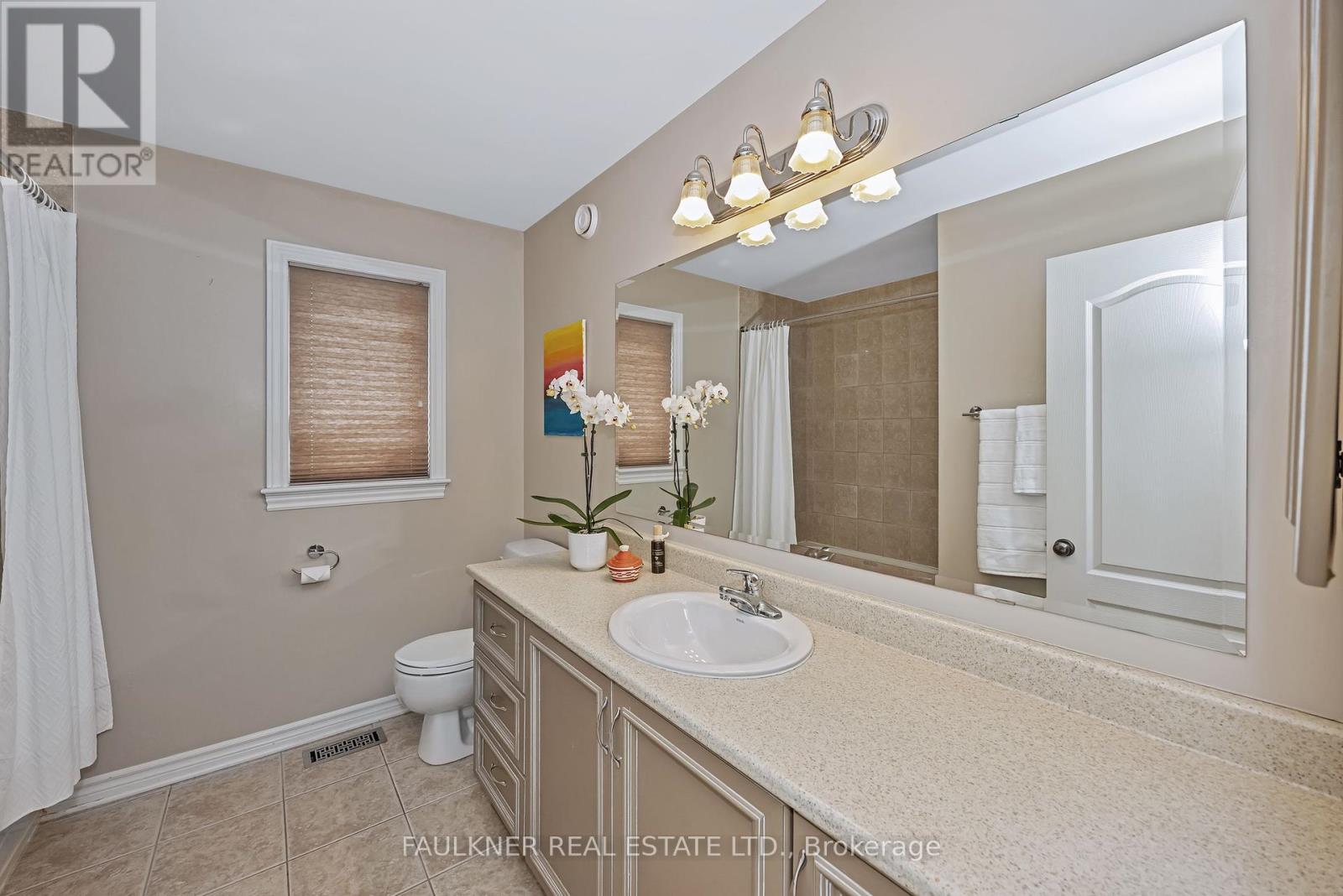 Photo 36 of 197 Flodden Way, Ottawa ON