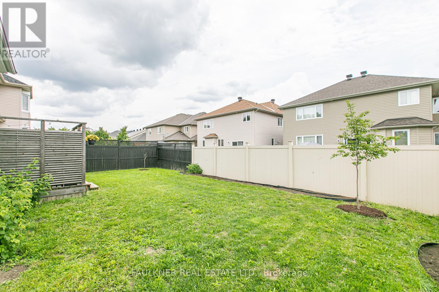 Photo 48 of 197 Flodden Way, Ottawa ON