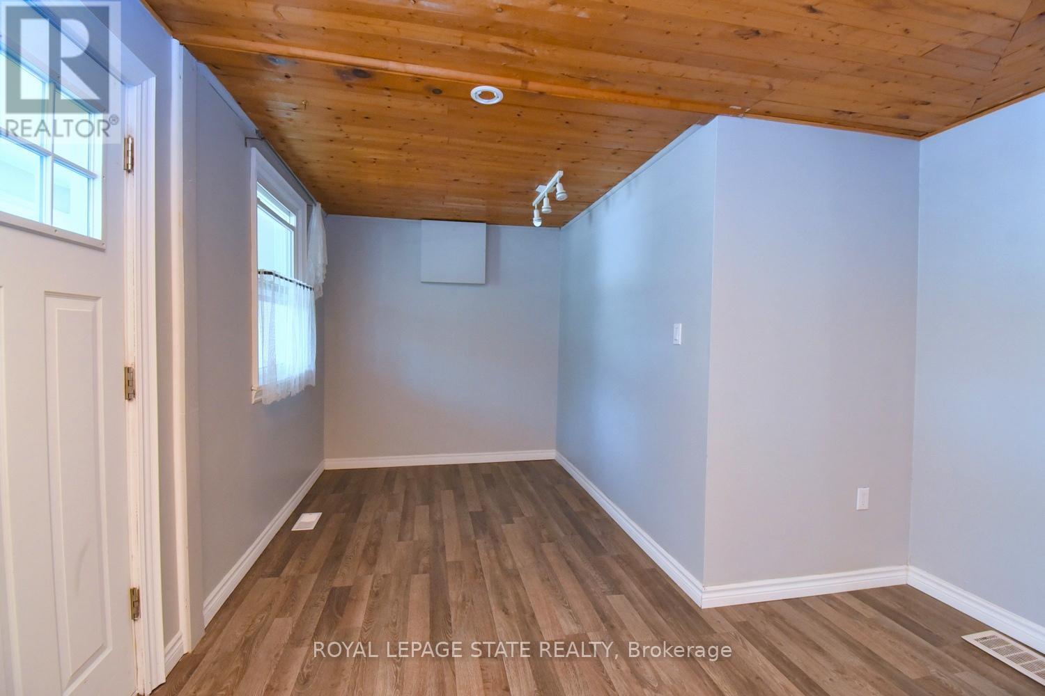 Photo 22 of 120 Clara Street, Thorold ON