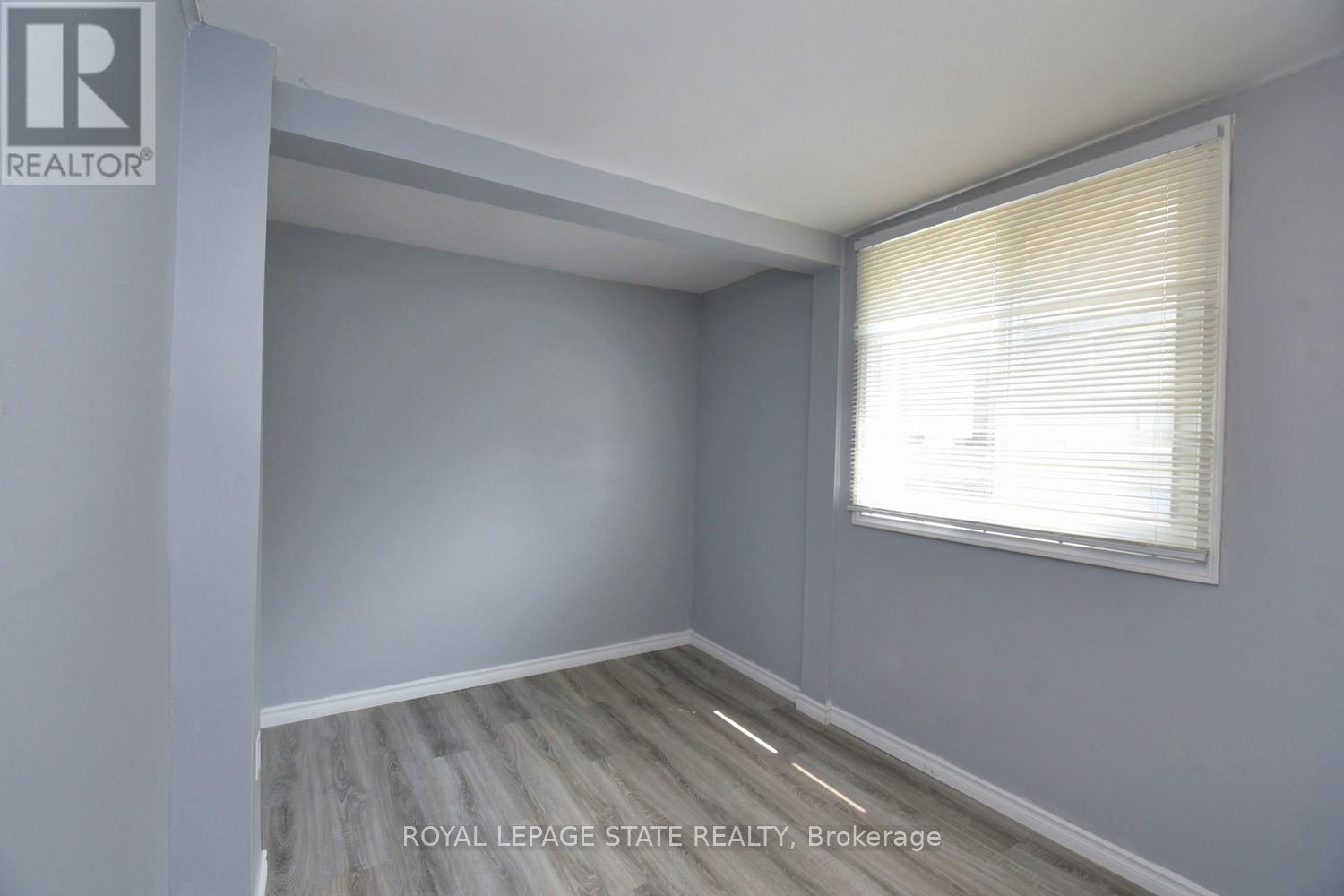 Photo 44 of 120 Clara Street, Thorold ON