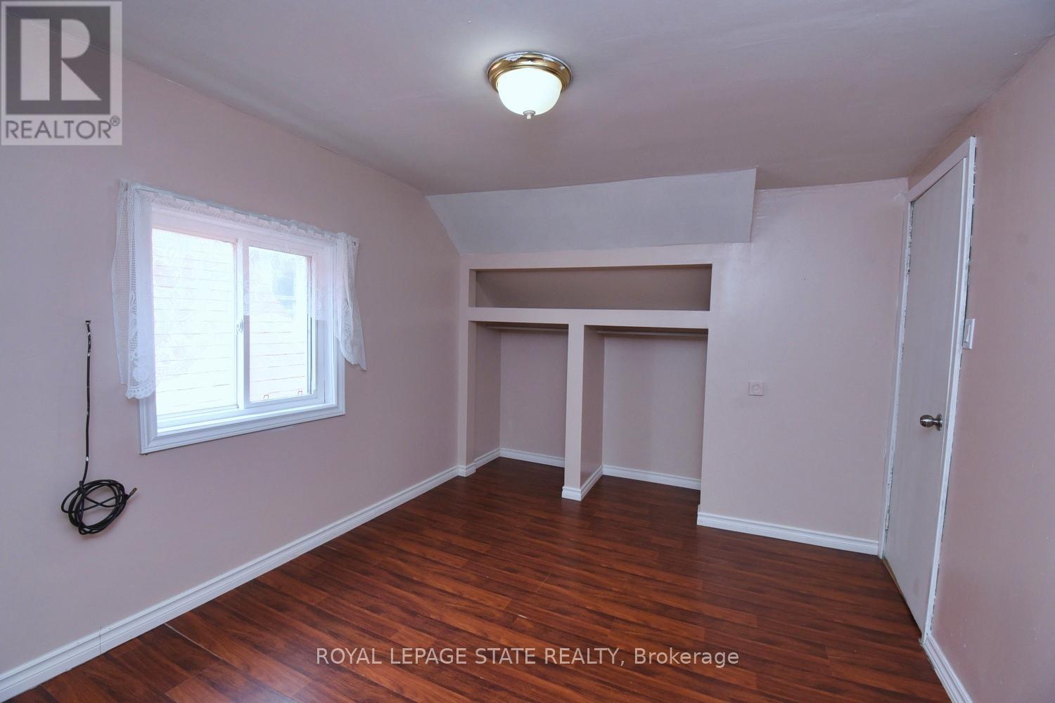 Photo 12 of 120 Clara Street, Thorold ON