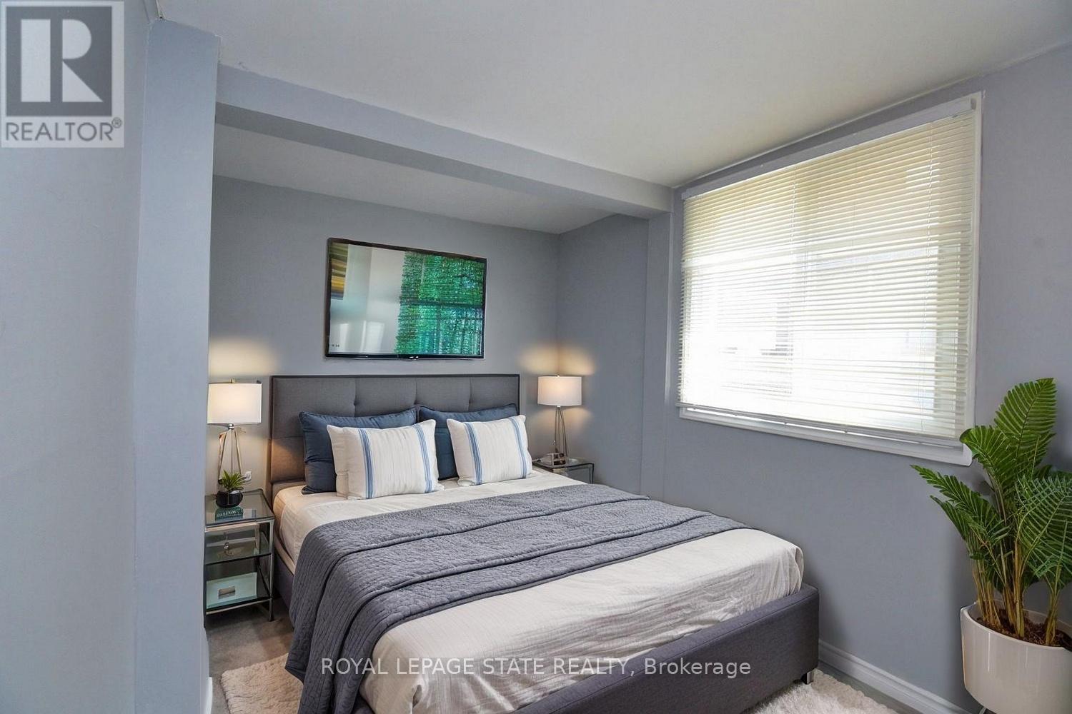 Photo 21 of 120 Clara Street, Thorold ON