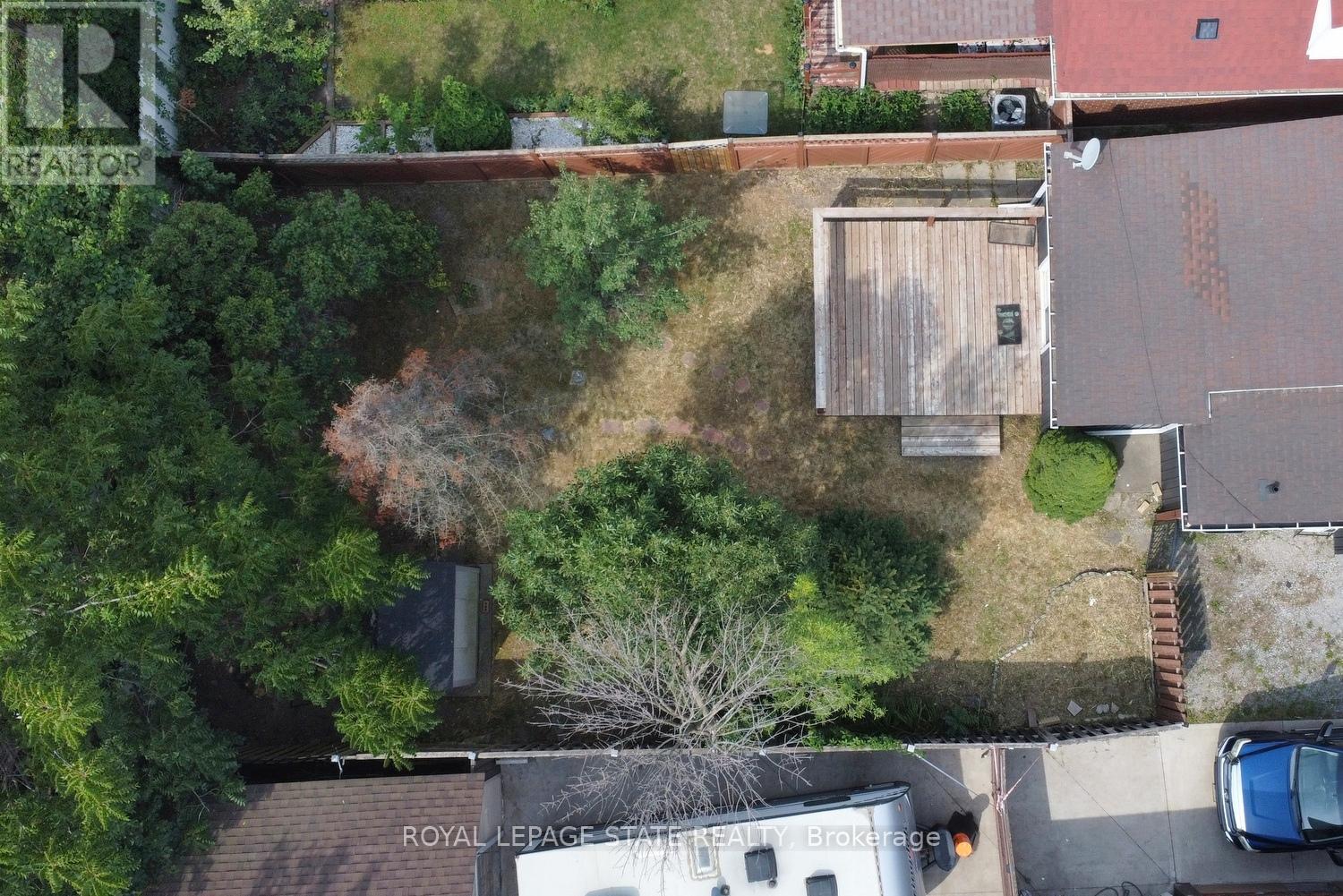 Photo 36 of 120 Clara Street, Thorold ON
