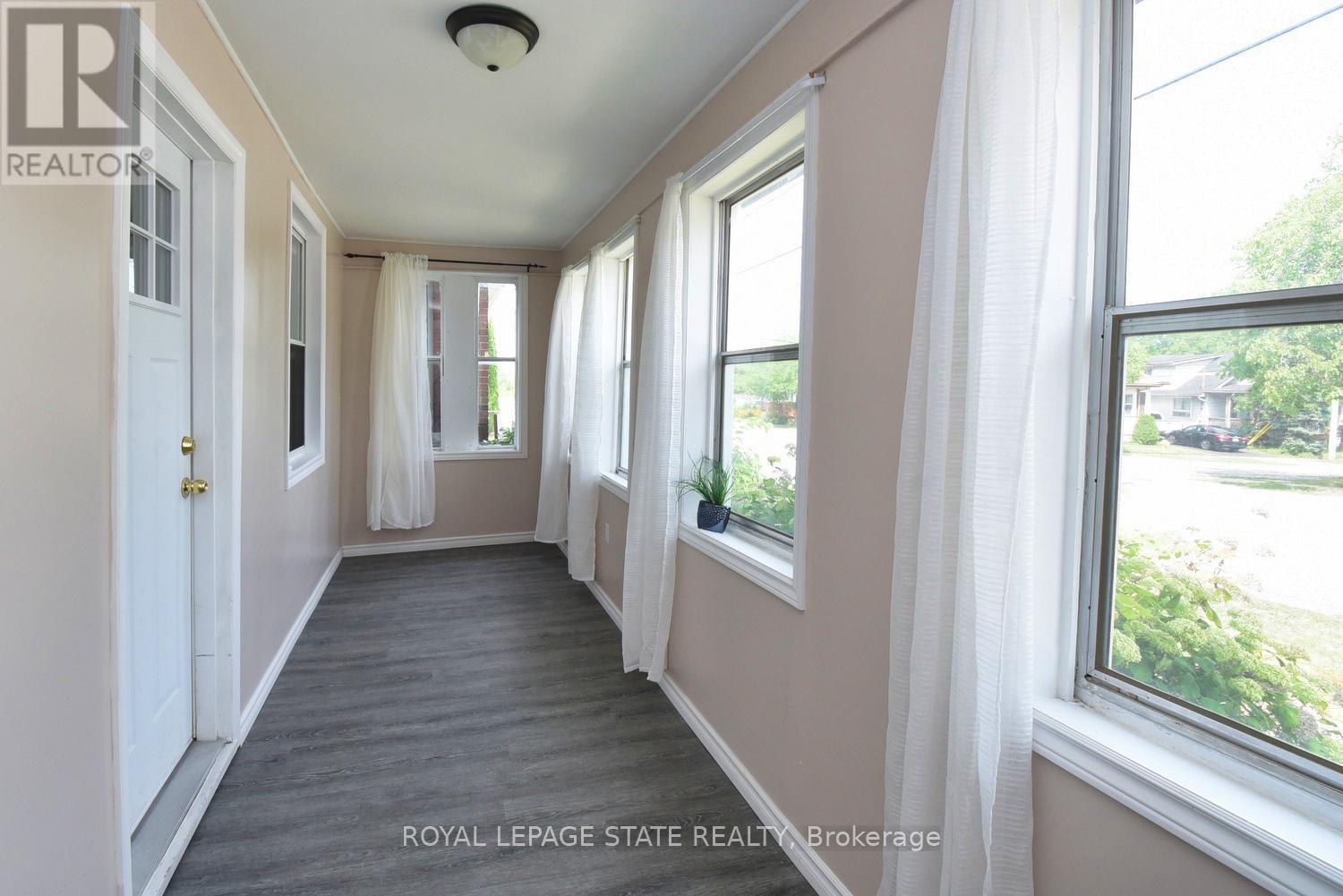Photo 17 of 120 Clara Street, Thorold ON