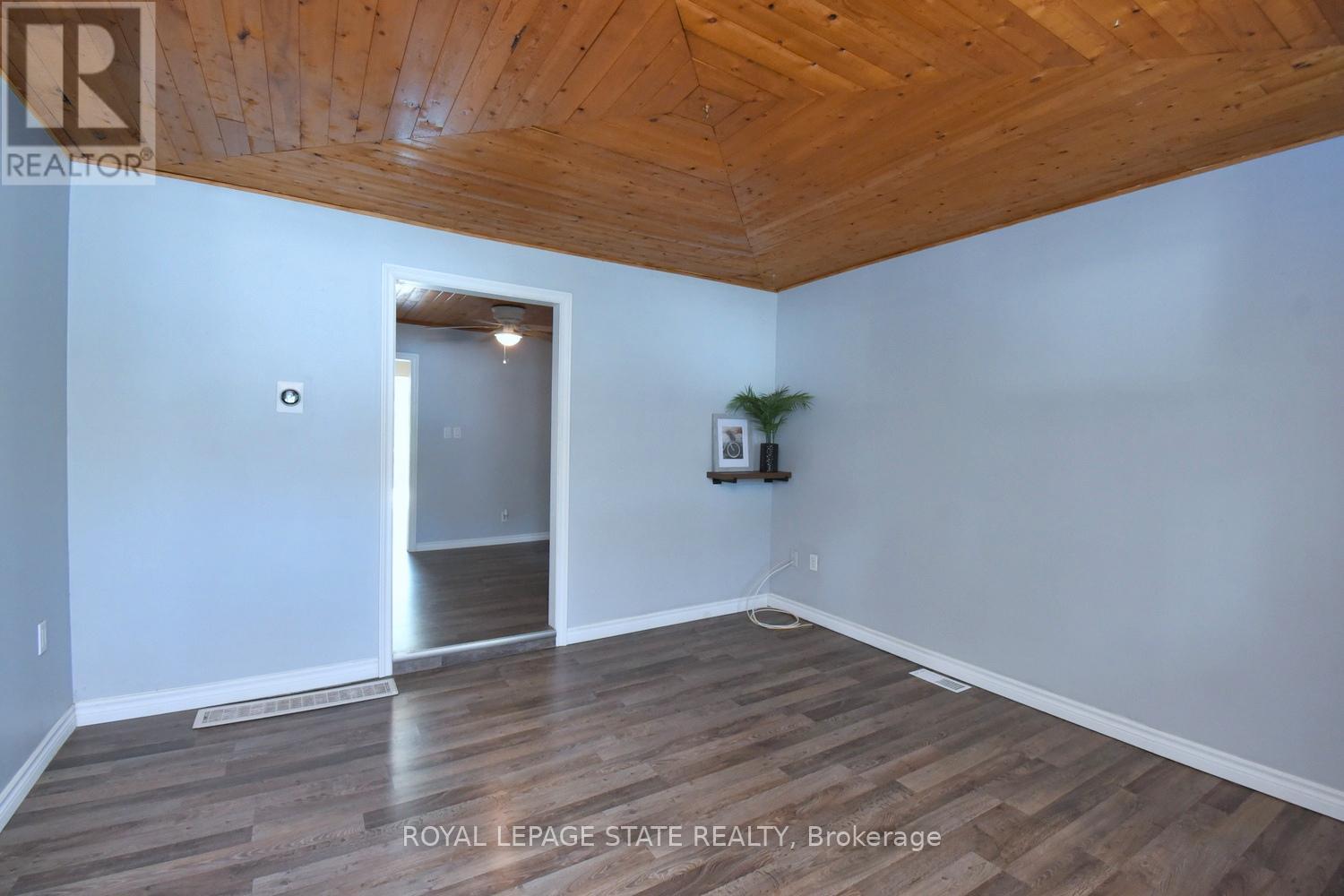 Photo 49 of 120 Clara Street, Thorold ON