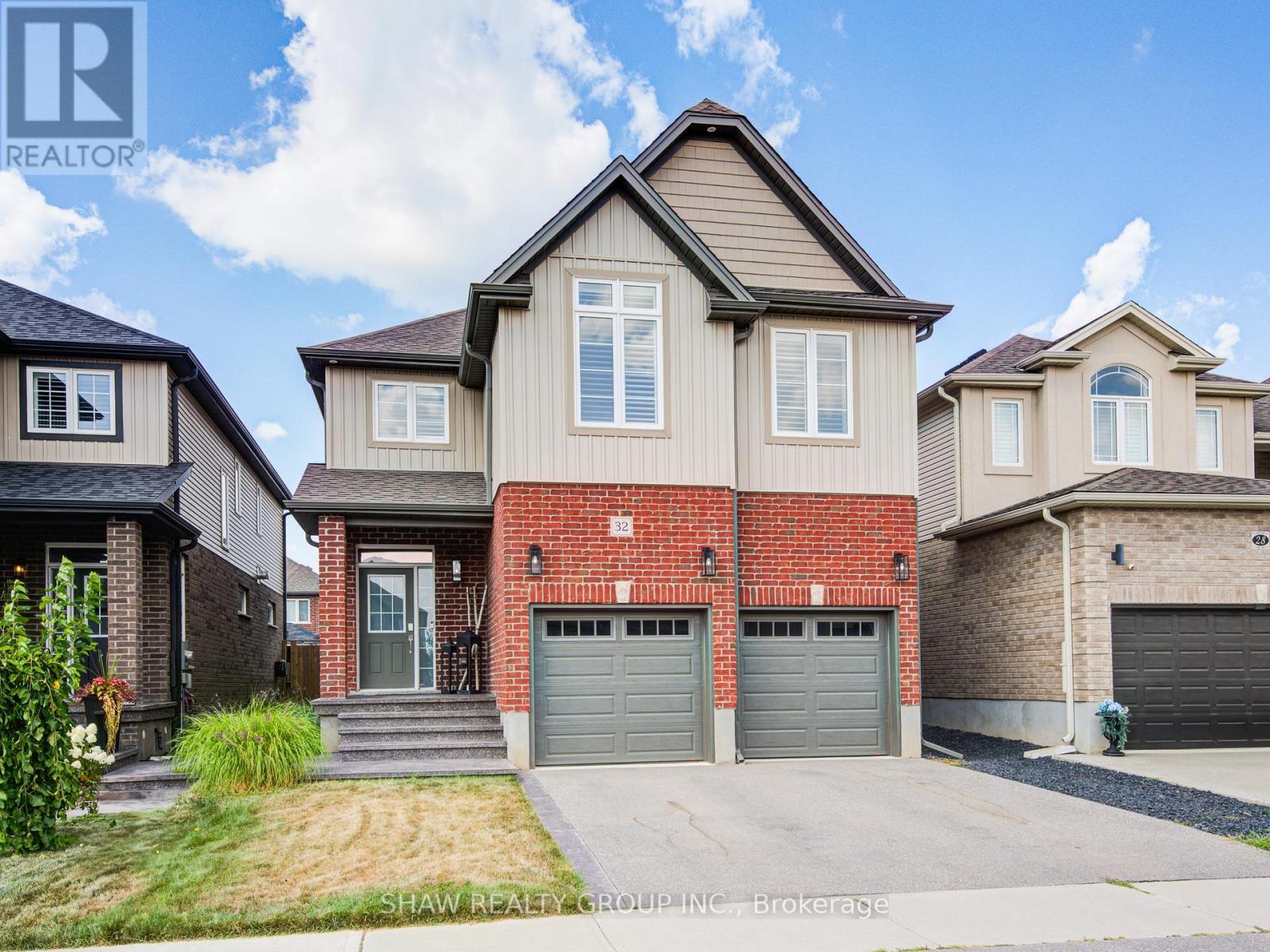 Photo 38 of 32 Arlington Parkway, Brant ON