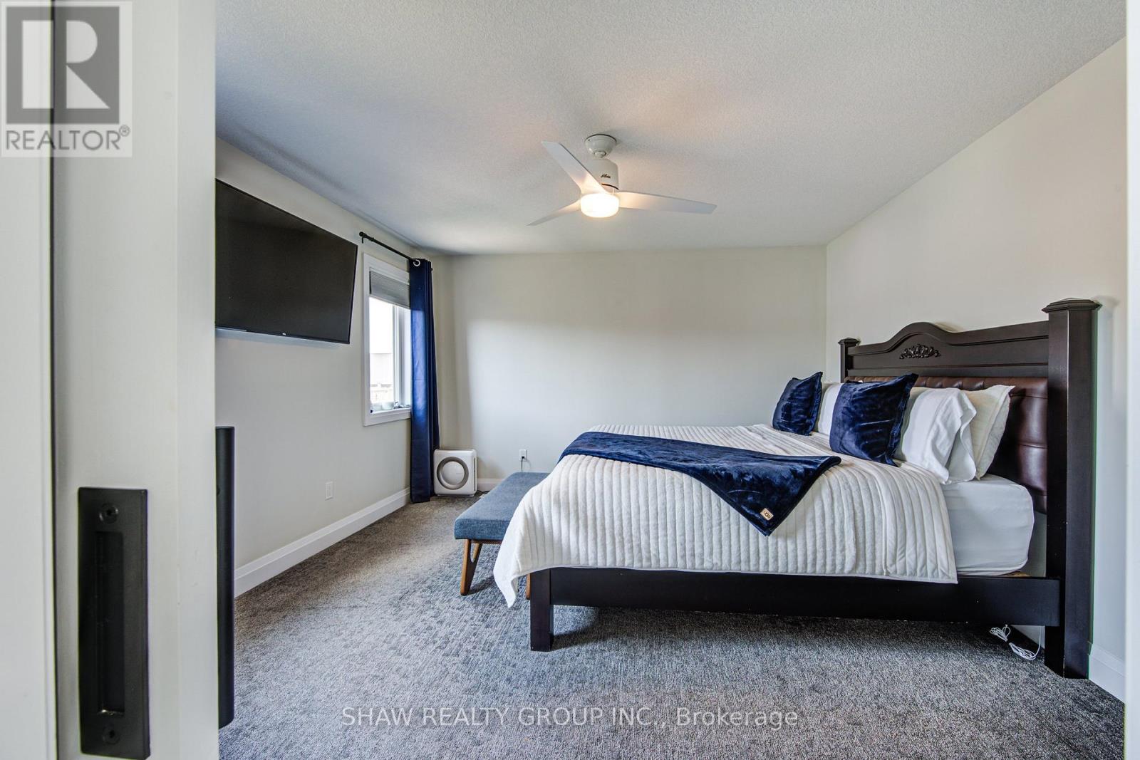Photo 21 of 32 Arlington Parkway, Brant ON
