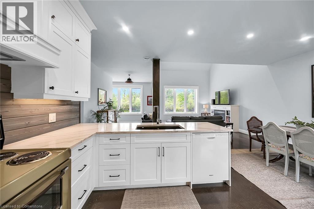 Photo 32 of 18 Siddall Road, Dunnville ON