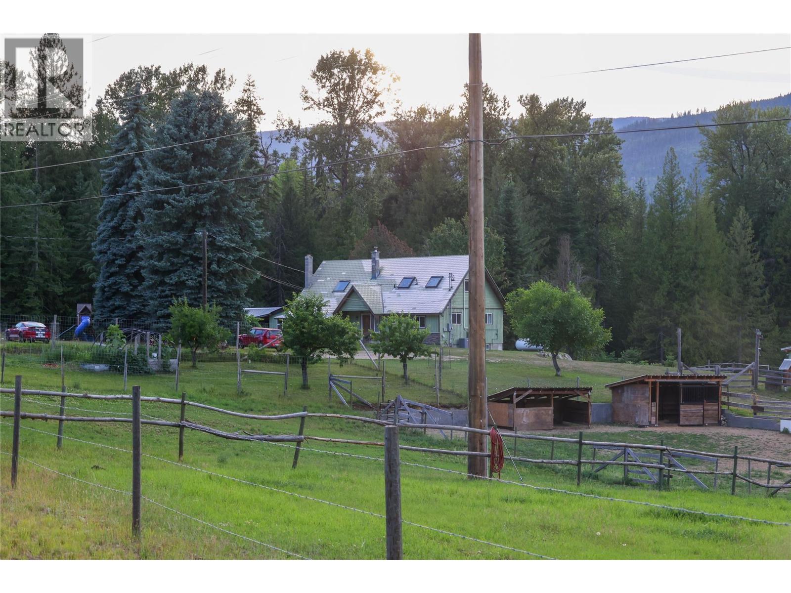 Photo 4 of 4161 Verigin Road, Nelson BC