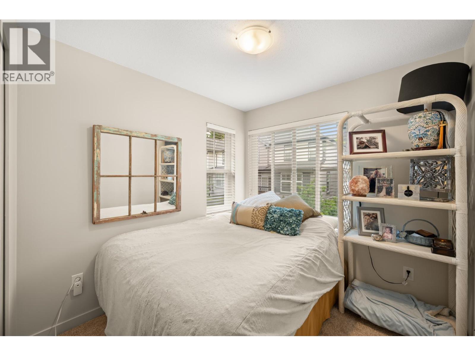 Photo 11 of 18 3461 Princeton Avenue, Coquitlam BC