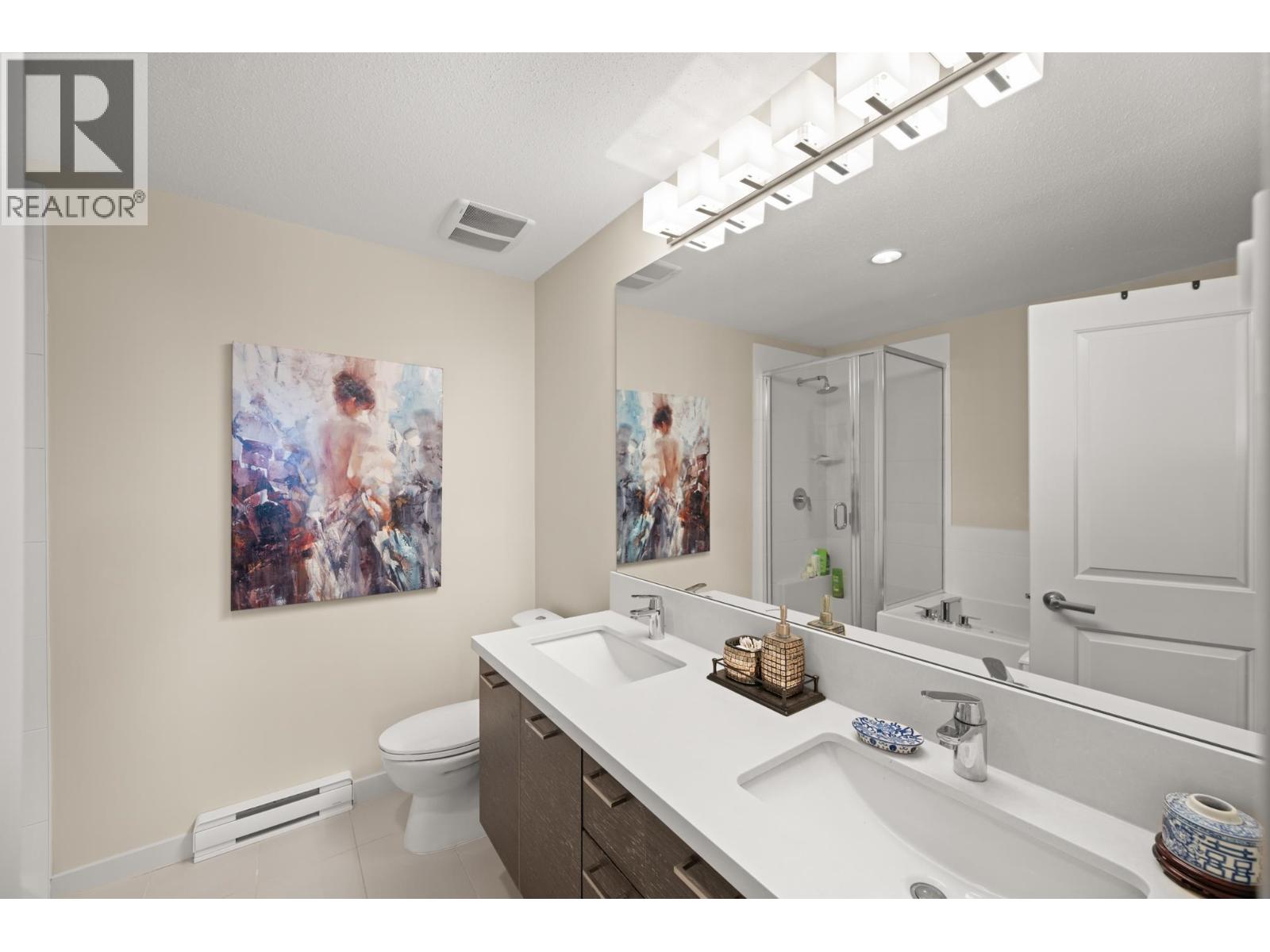 Photo 22 of 18 3461 Princeton Avenue, Coquitlam BC