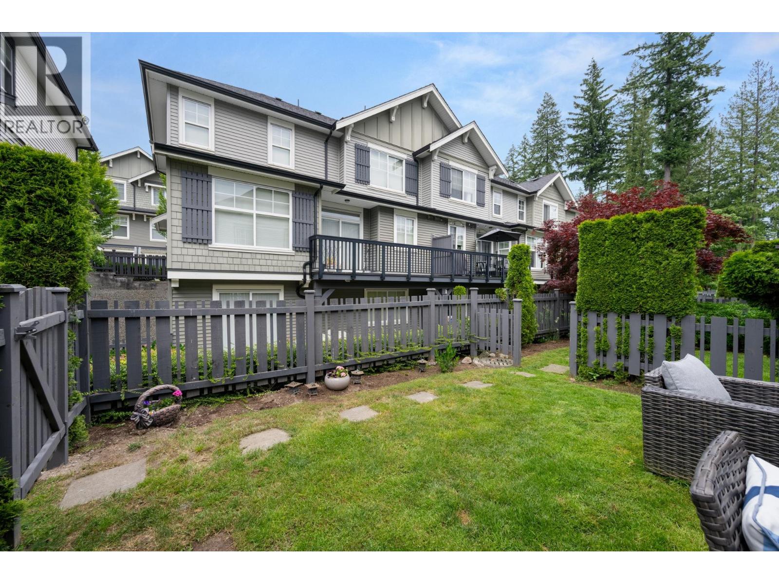 Photo 8 of 18 3461 Princeton Avenue, Coquitlam BC